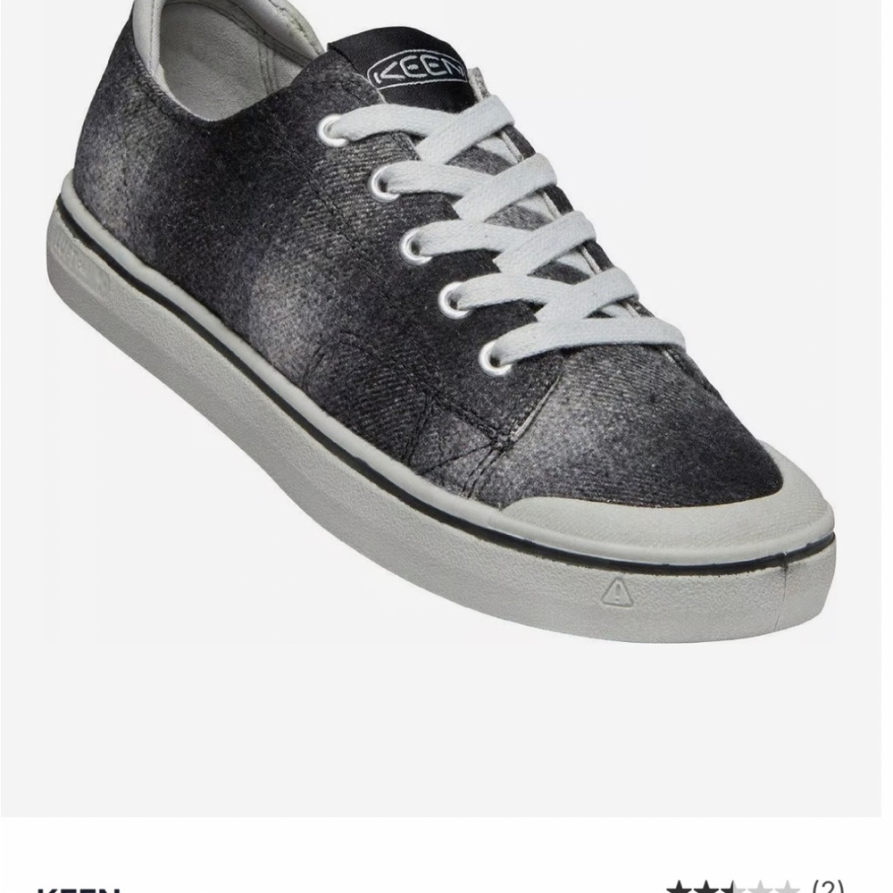 Keen Black and White plaid flannel Sneakers